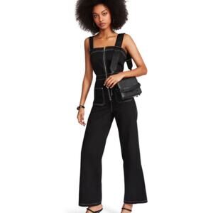 STEVE MADDEN Ellis Straight Leg Jumpsuit in black. Size Medium. NWOT
